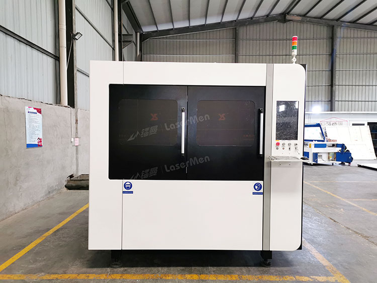 LM-1313 fiber laser cutting machine